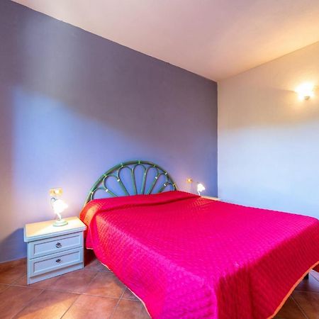 Aparthotel Il Faro San Teodoro Zewnętrze zdjęcie