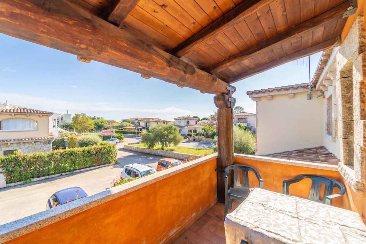 Aparthotel Il Faro San Teodoro Zewnętrze zdjęcie